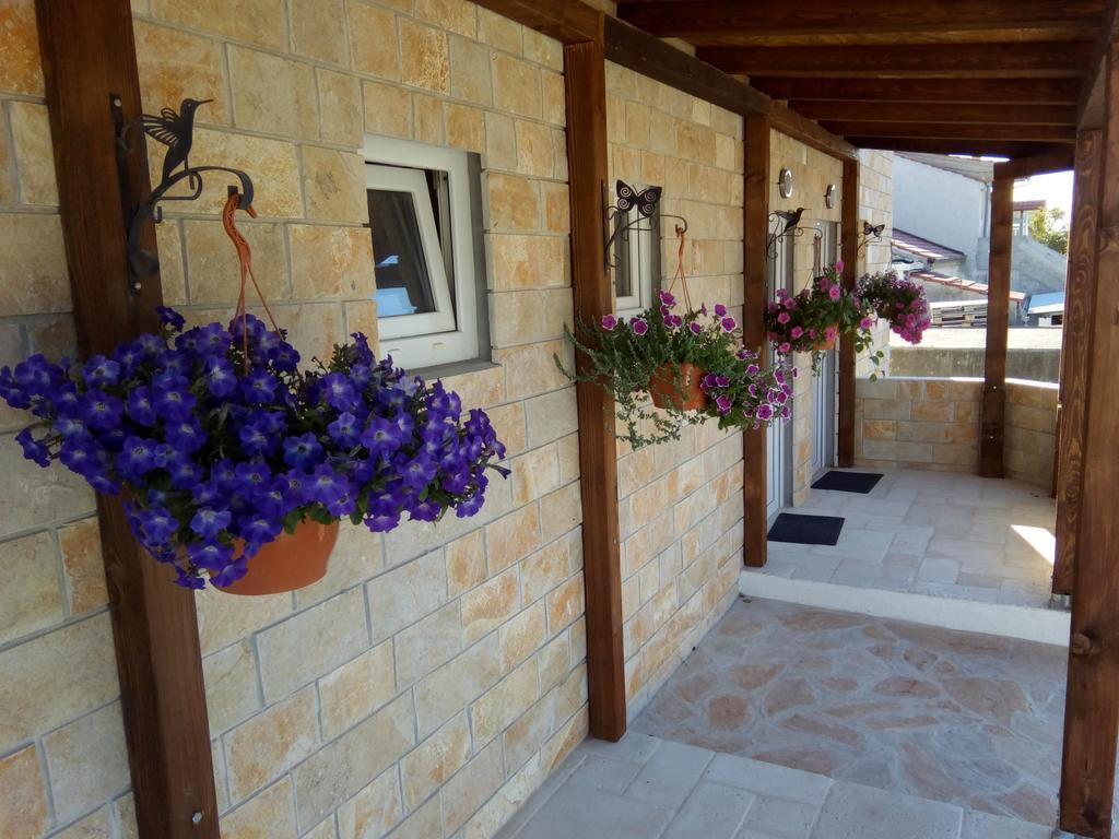 Benjak Apartments هفار المظهر الخارجي الصورة