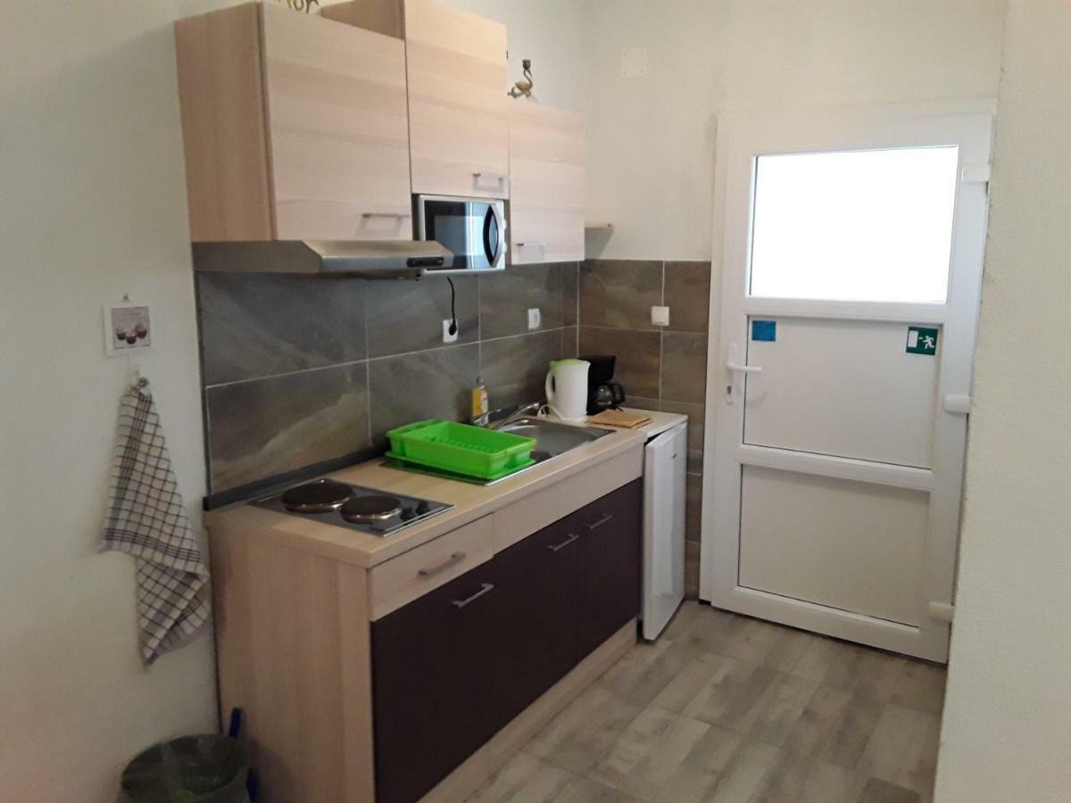 Benjak Apartments هفار المظهر الخارجي الصورة